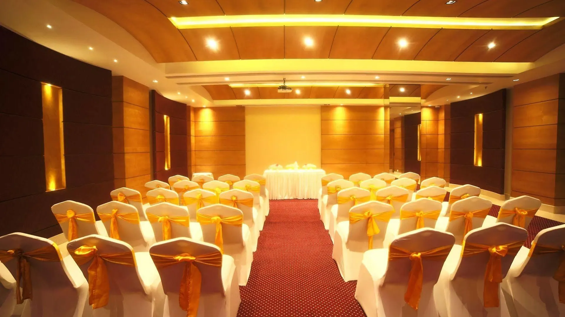 Olive Downtown Hotel Kochi