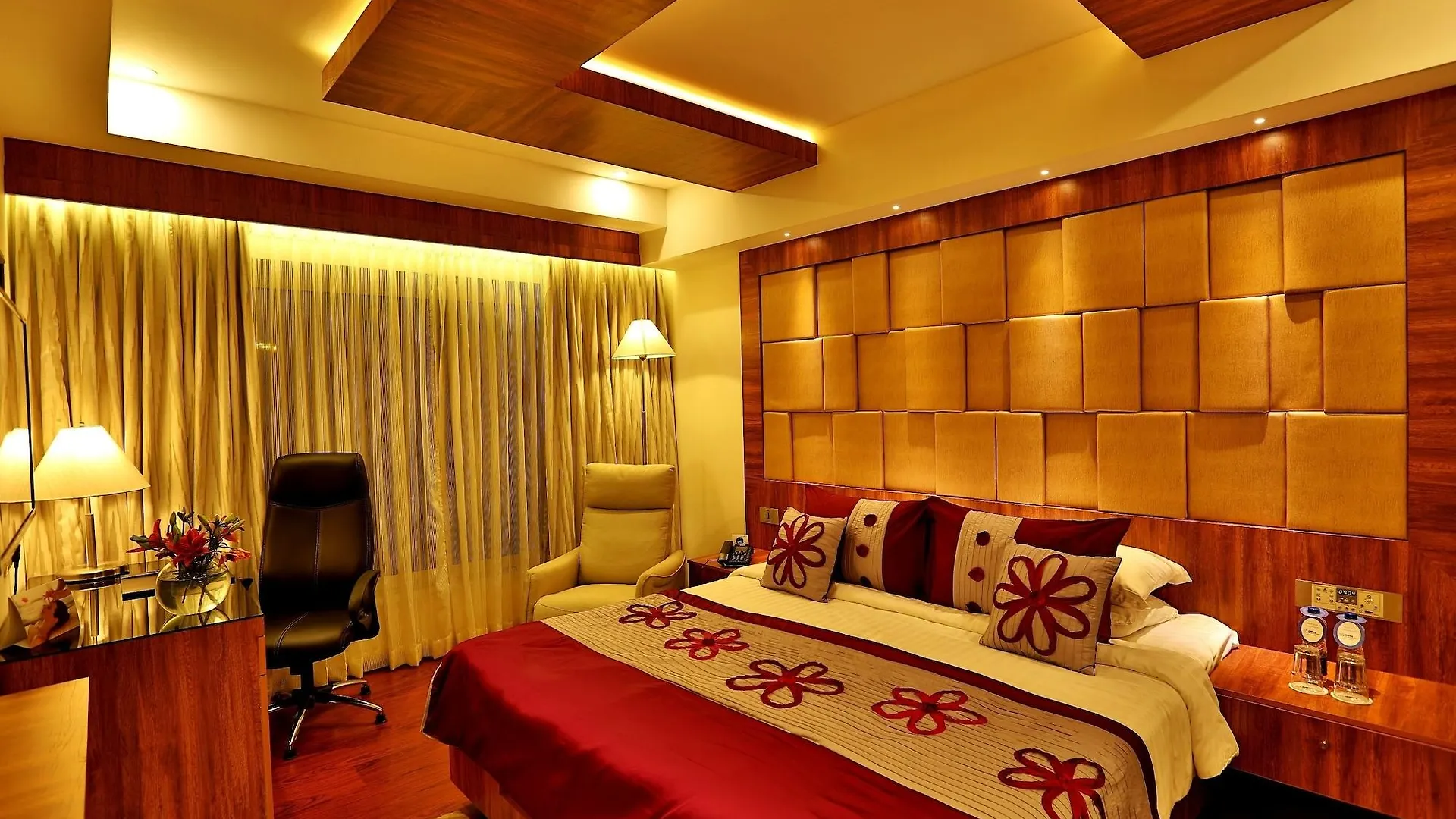 Hotel Olive Downtown Kochi