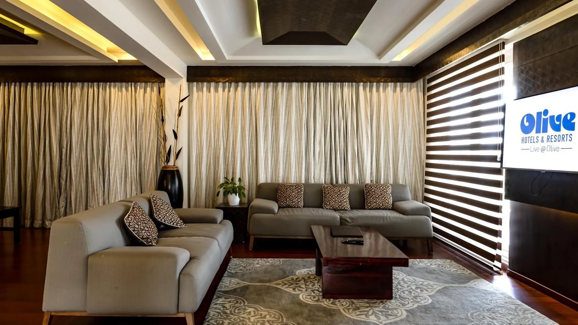 Hotel Olive Downtown Kochi