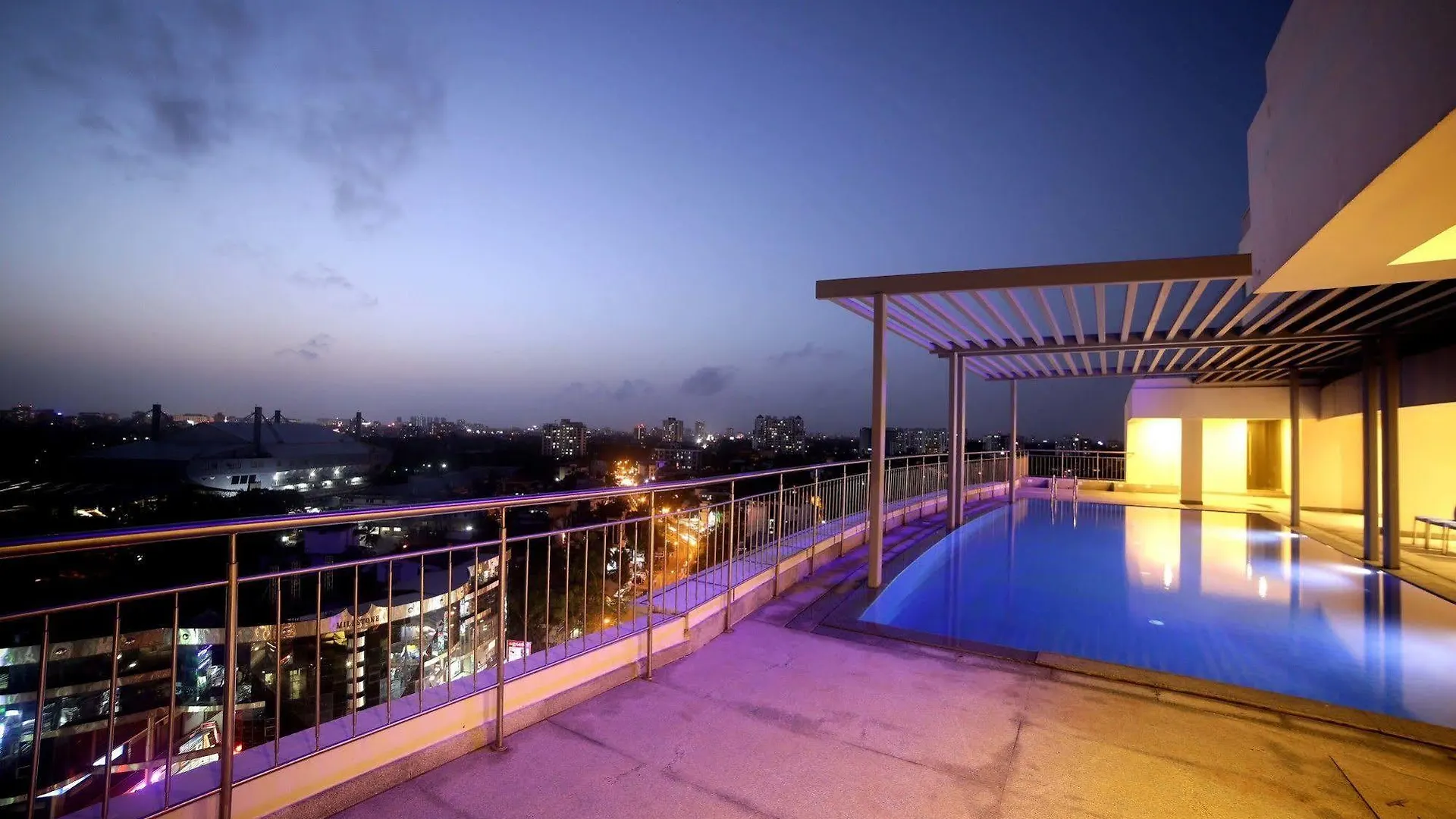 Hotel Olive Downtown Kochi 5*,  Indie